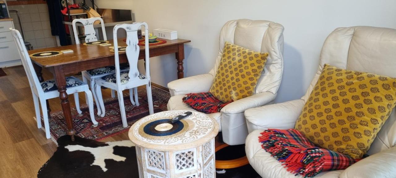 Waterfront Abode - 2 Bedrooms 호바트 외부 사진