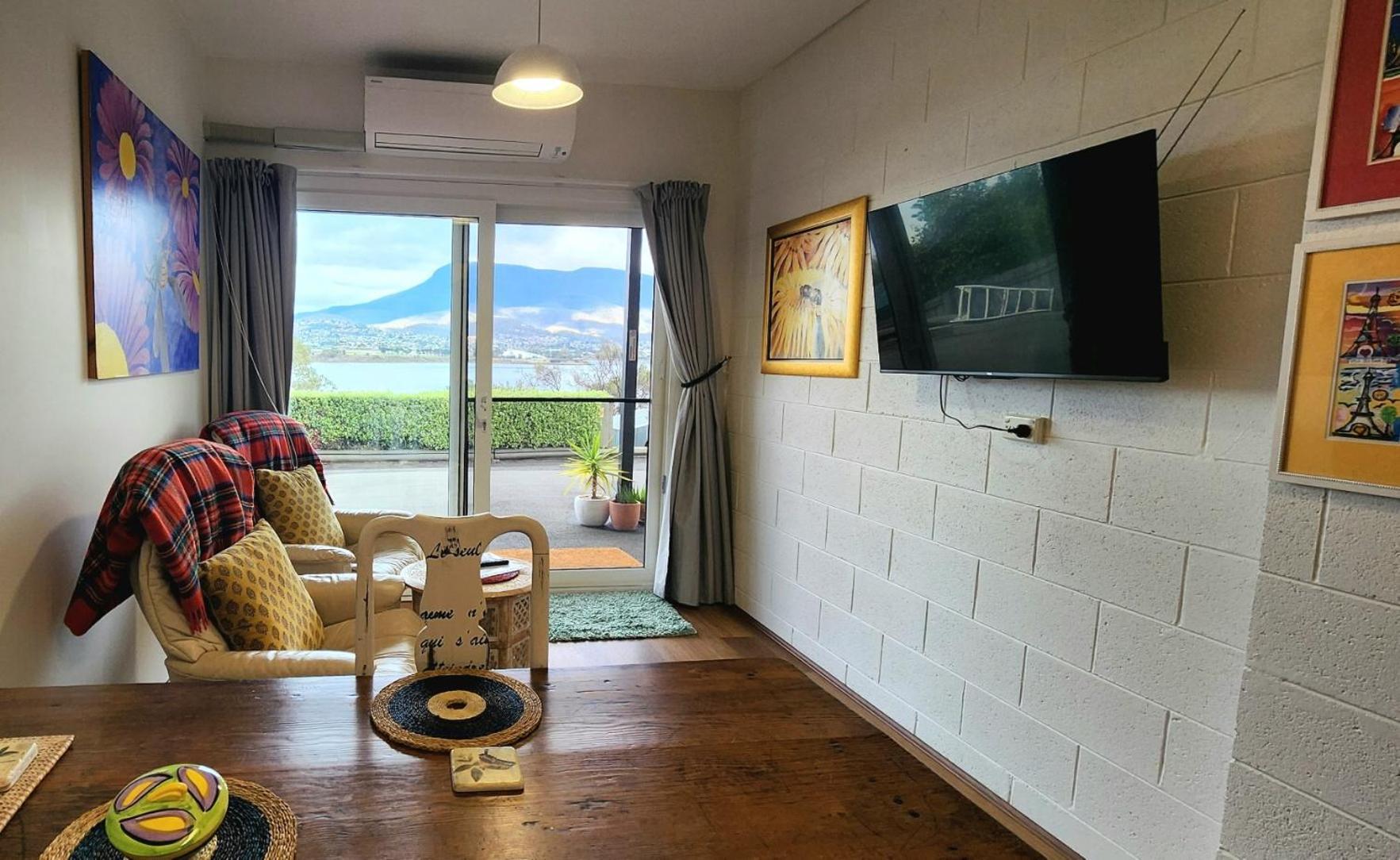 Waterfront Abode - 2 Bedrooms 호바트 외부 사진